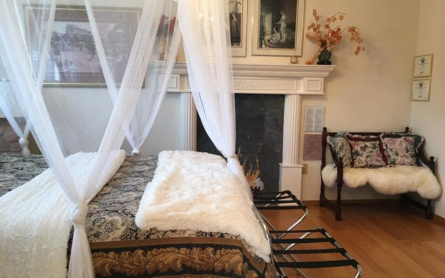Diana's Luxury Bed and Breakfast