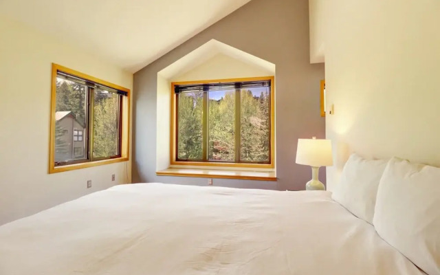 195 Summerwood 3 Bedroom Home by RedAwning