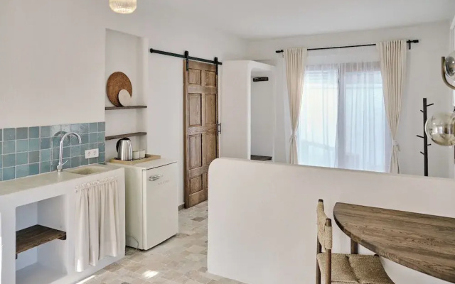 6 oda alacati