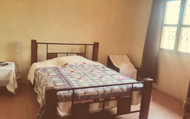 Avocado Bed & Breakfast and Cottages in Nairobi, Kenya from 62$, photos, reviews - zenhotels.com guestroom