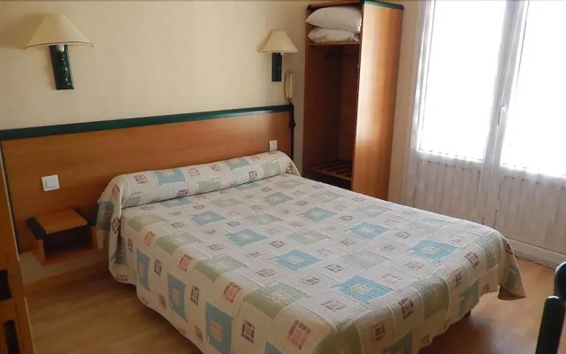 Hotel Peret