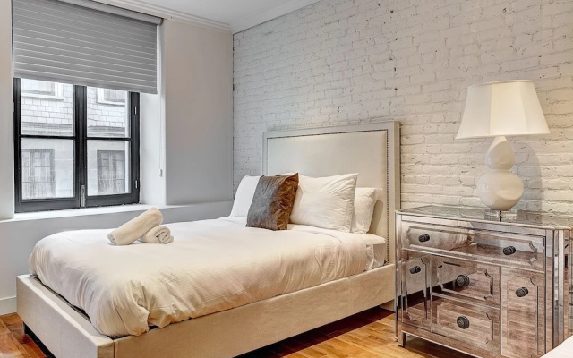 Saint Sulpice Lofts by Bakan - Old Montreal