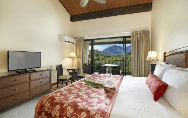 Hanalei Bay Resort