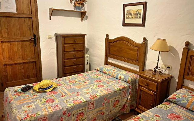 Casa rural familiar en el pueblo de Zahara de la Sierra