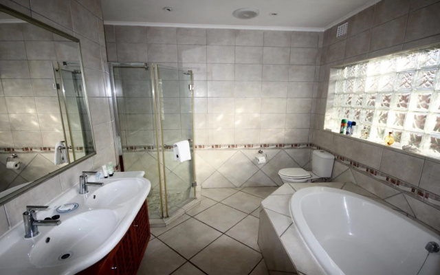 Whalesong guest house