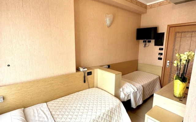 Hotel Metropole