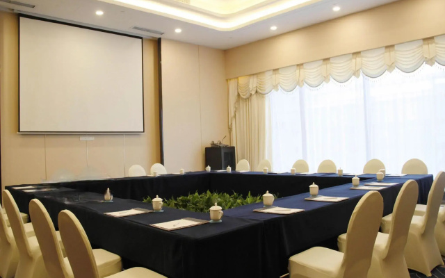 Qiankun International Hotel