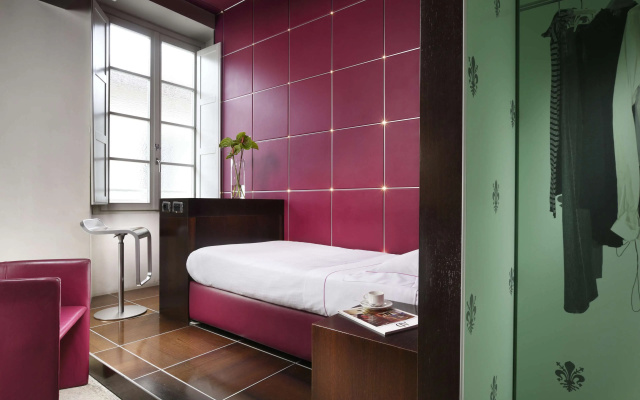 Отель Unahotels Vittoria Firenze