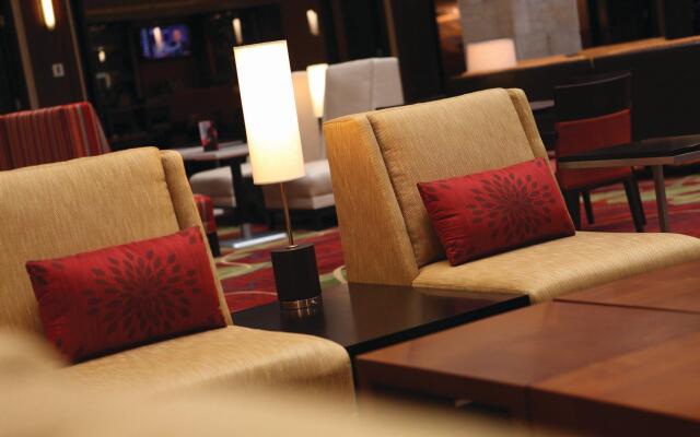 Minneapolis Marriott Northwest Hotel & Conference Center