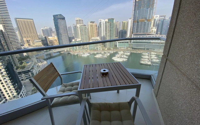 "Lux Bnb 2bd Panaromic Marina Views"