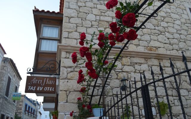Avci Han Tas Ev Hotel - Adults Only Чешме вид на фасад