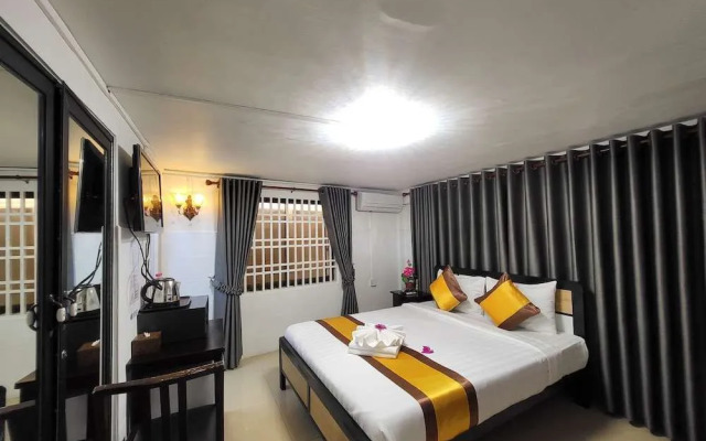 Sun Chakra Boutique Hotel