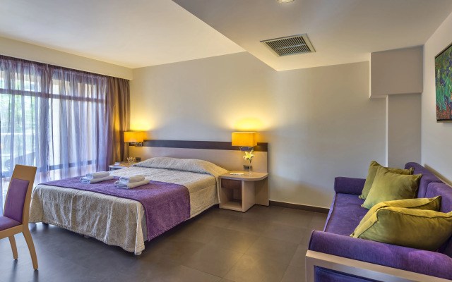 Porto Platanias Beach Resort & Spa