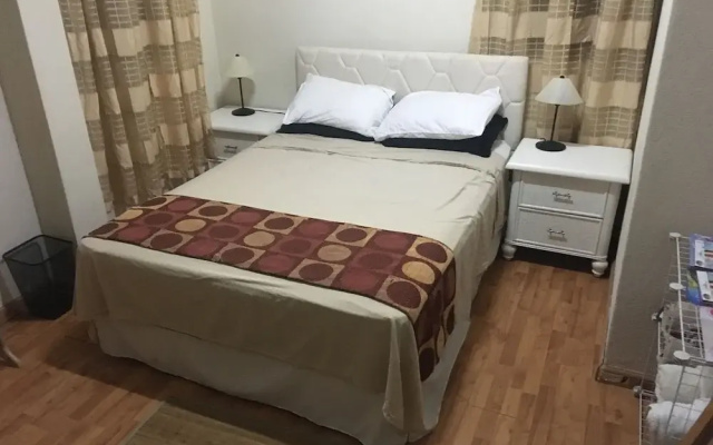 Private Apt Durants