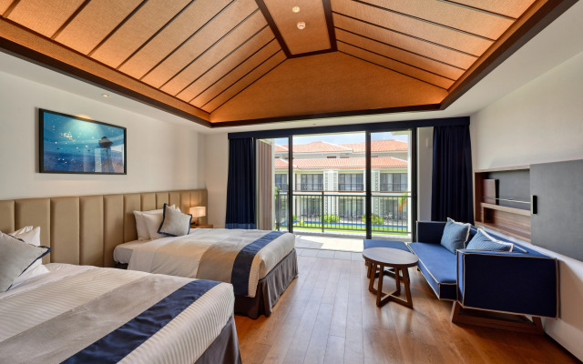 Fusaki Beach Resort Hotel & Villas