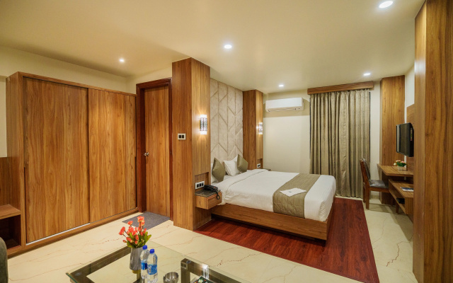 Hotel Emerald