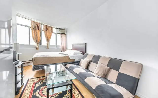 New! Budget Friendly Stay in Downtown