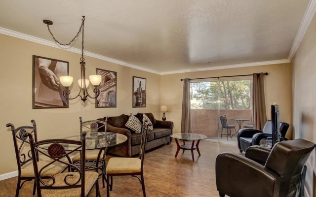 Scottsdale Stays Old Town 2 Bedroom Condo