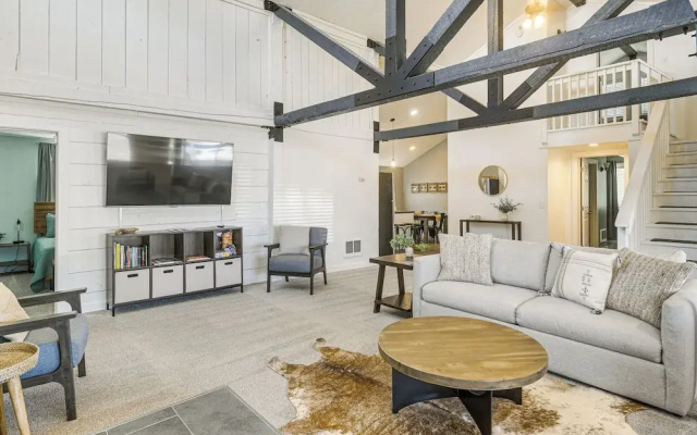 Centrally Located Pinedale Vacation Rental!