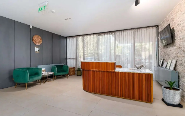 AMARIS Apartamente cm