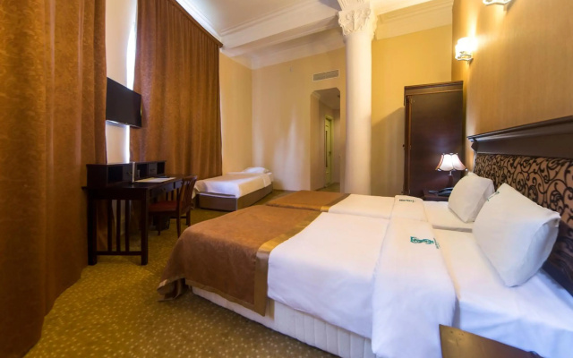 Отель Legends Tskaltubo Spa Resort