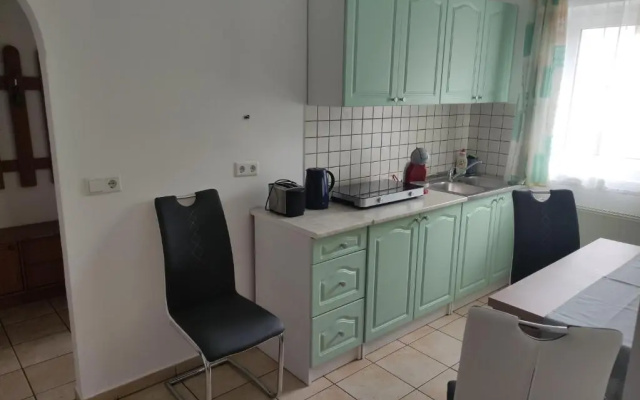 Zsanett Appartement