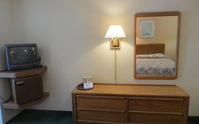 Starlite Budget Inn