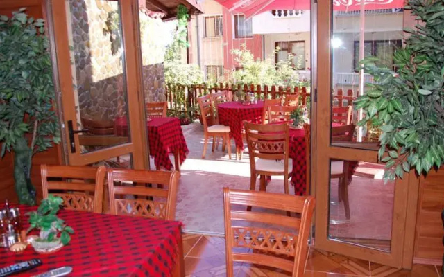 Rusina Guest House