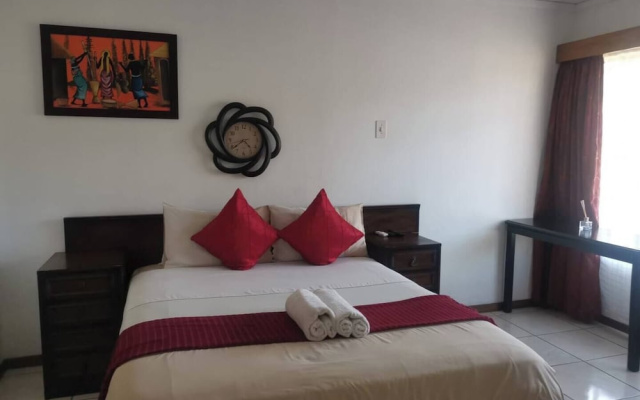 Room-charming Tshwane B&B With Secure En
