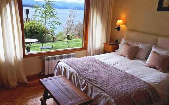 Lirolay Suites