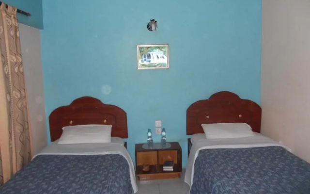 Palmdew Highland Hotel