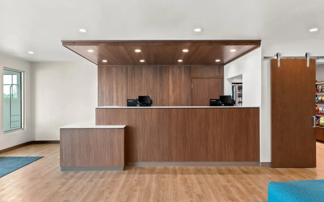 Everhome Suites Brownsville