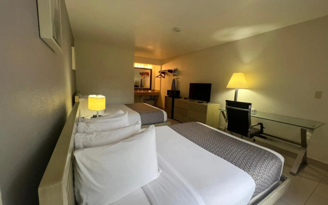 Garden Inn Homestead