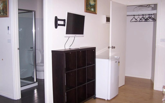 Westside Serviced Apartments