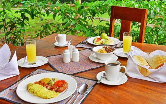 Primate Lodge