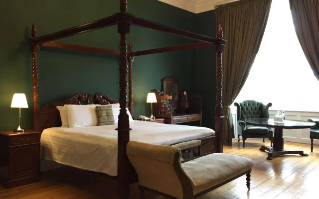 Kinnitty Castle Hotel