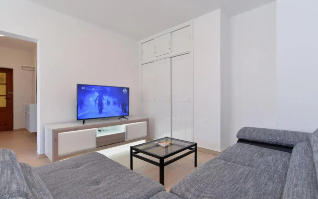 House Pula 2080