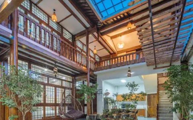 Sparkling Homestay Inn
