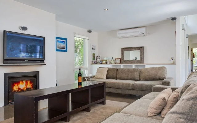 Portsea Place