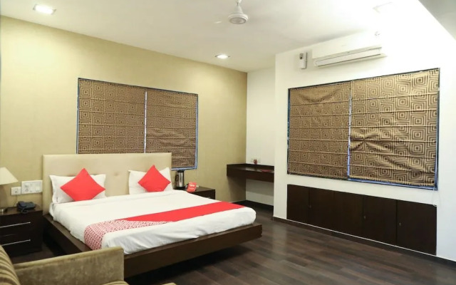 Streeshahi Service Apartment by OYO Rooms