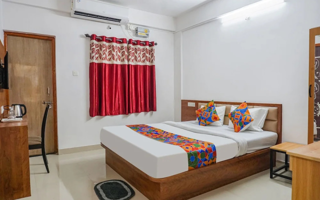 Fabhotel Lake View