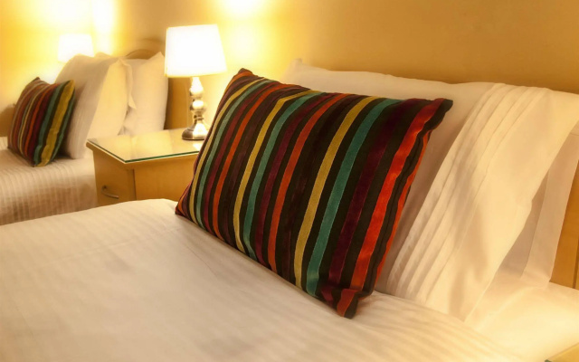 Broadlands Bed and breakfast