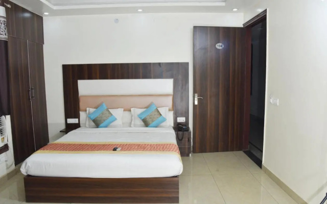 Hotel Airport Paradise