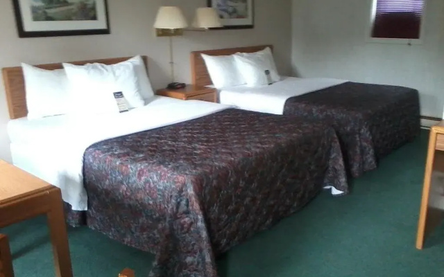 Bancroft Inn & Suites