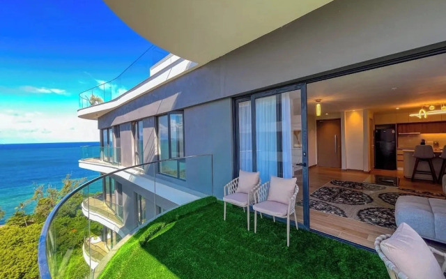 Ocean Breeze Luxury Apartments
