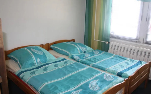 Backpackers Inn