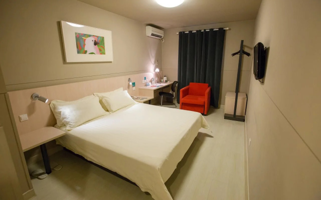 Jinjiang Inn Shanghai Fengxian Nanqiao Road
