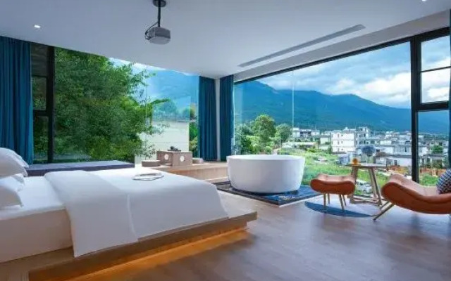 Yangshuo Ziwei International Hotel