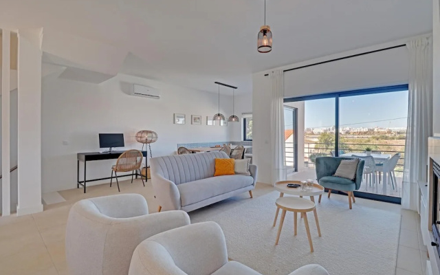 Casa Ferraguido by Portucasa