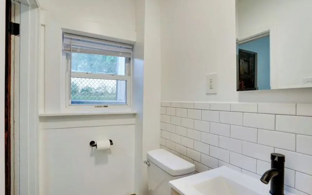 Modern Hastings-on-hudson Home Near River!